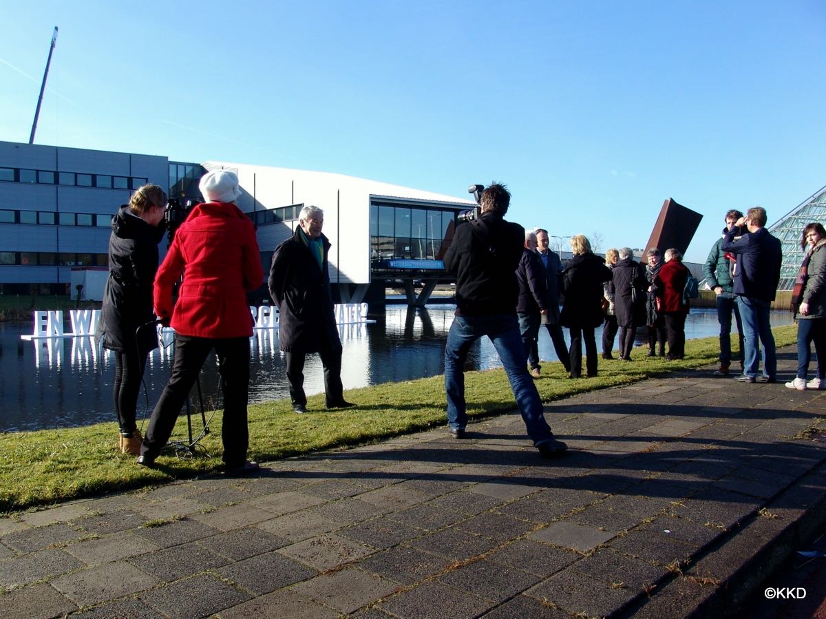 Drijvende piepschuim letters Wetterskip Fryslân, foto 2